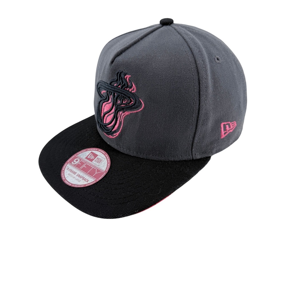 New Era Miami Heat Hat Women Medium-Large Gray Polyester Snapback HWC 9FIFTY